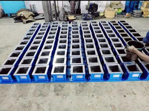 CUBE MOULDS